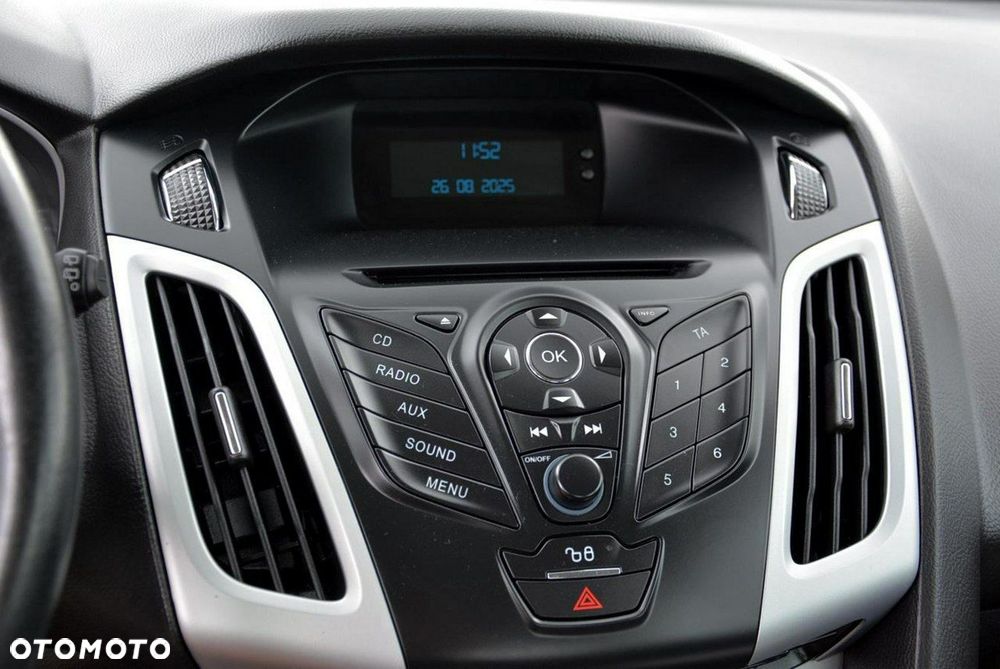 Ford Focus 1.0 EcoBoost Start-Stopp-System Champions Edition - 25