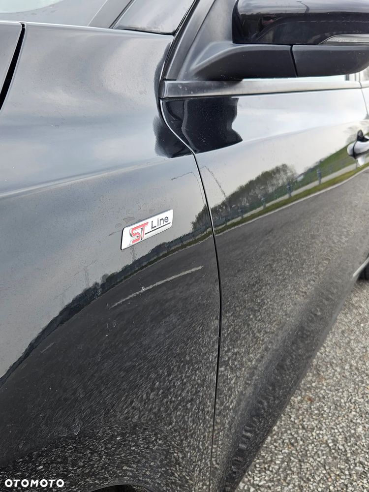 Ford Focus SW 1.5 EcoBoost ST-Line - 8