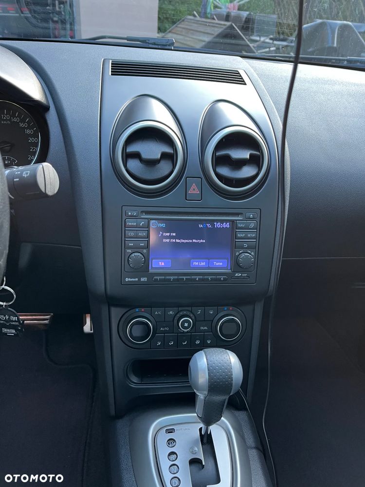 Nissan Qashqai 2.0 dCi 4x4 Tekna - 14