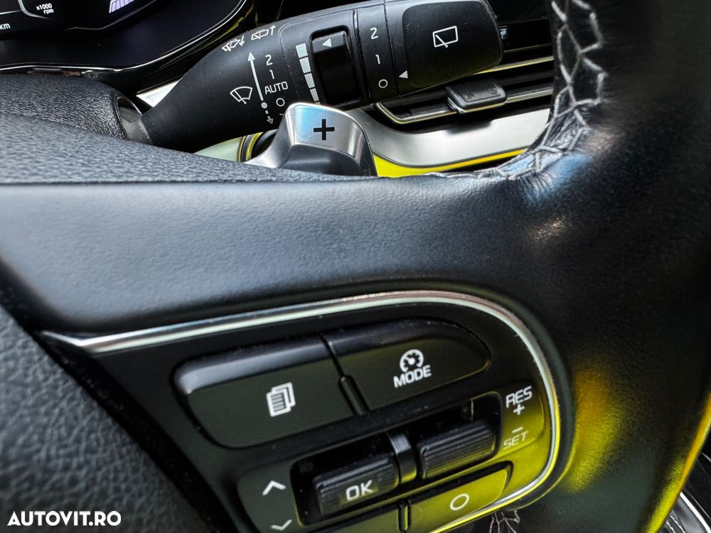 Kia Niro 1.6 GDI HEV 2WD OPF Aut. Spirit - 16