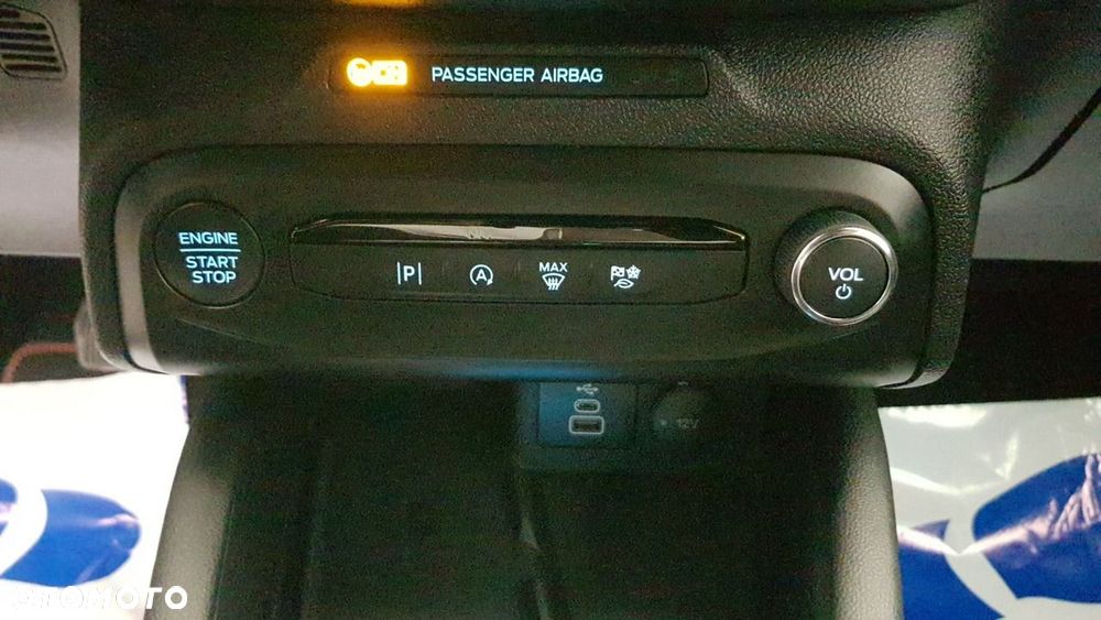 Ford Focus - 25