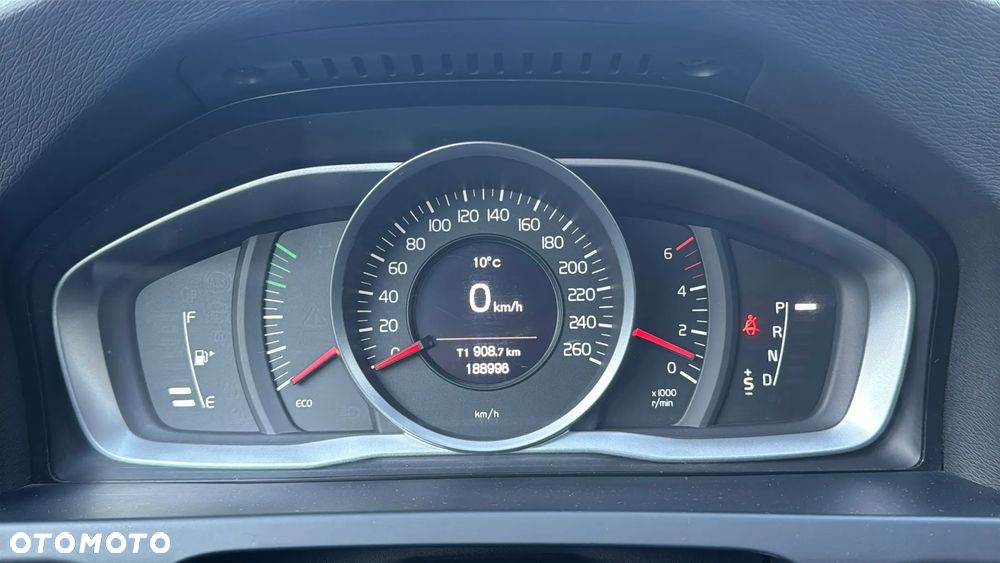 Volvo V60 D4 Geartronic Kinetic - 11