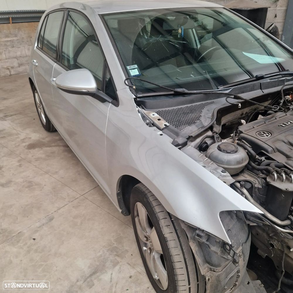 VW Golf - 1