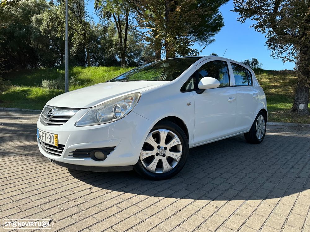 Opel Corsa 1.3 CDTI Enjoy EcoFLEX - 1
