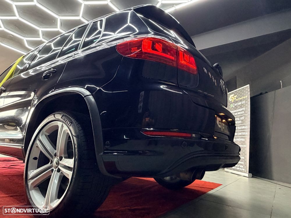 VW Tiguan 2.0 TDI DPF BlueMotion Exclusive - 16