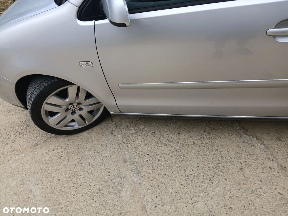Volkswagen Polo 1.4 16V Trendline - 3