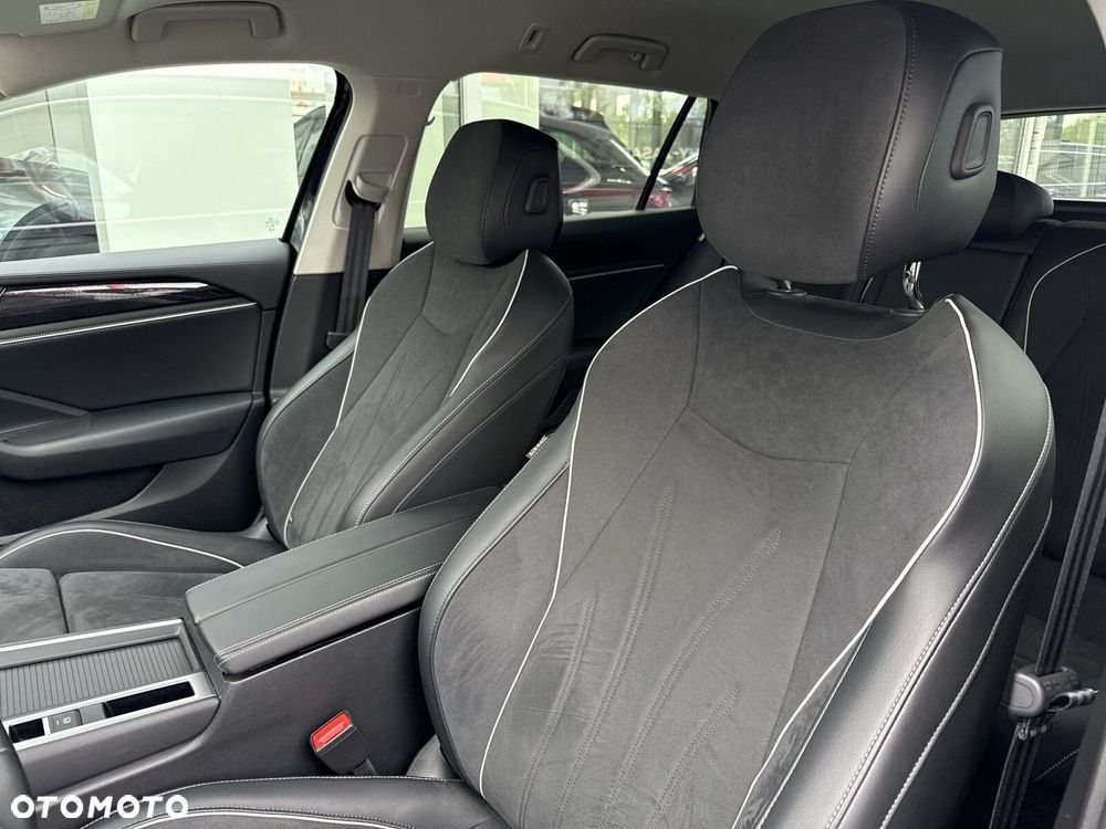 Volkswagen Passat Variant 1.5 TSI ACT mHEV Business Plus DSG - 19
