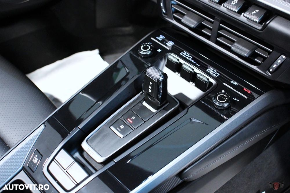 Porsche 911 Carrera PDK - 13