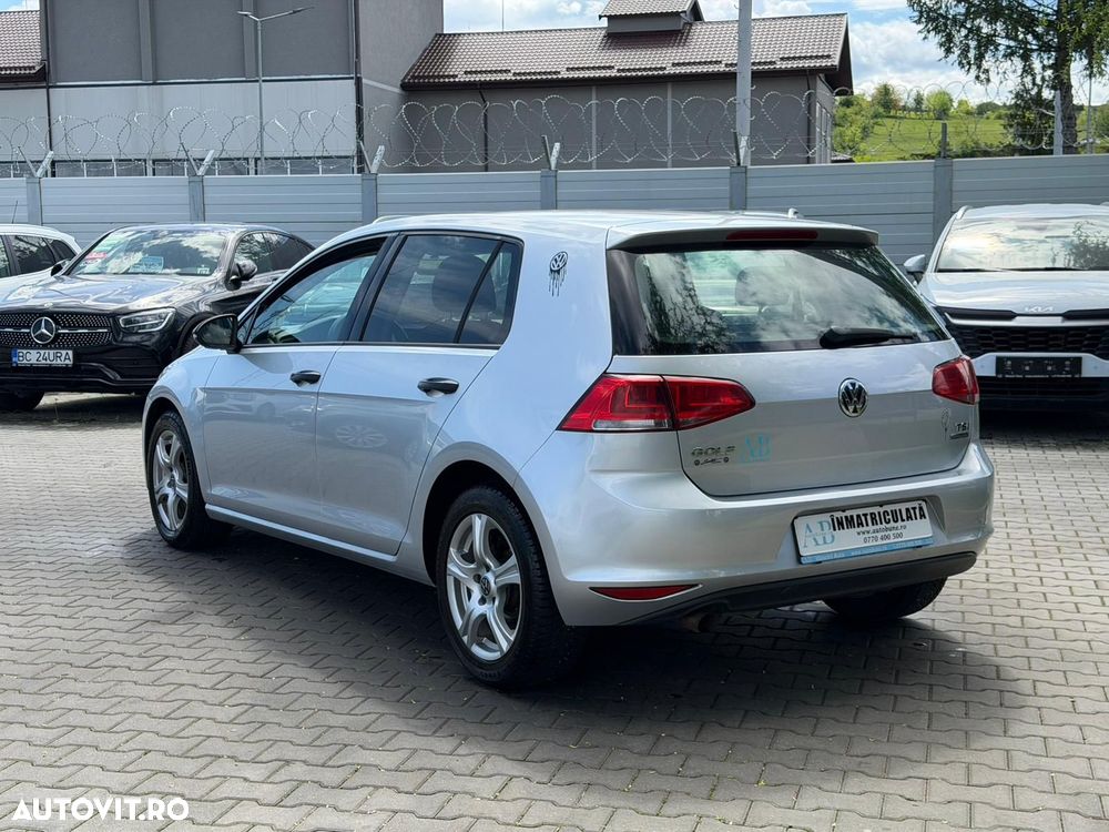 Volkswagen Golf 1.2 TSI BMT Comfortline - 4