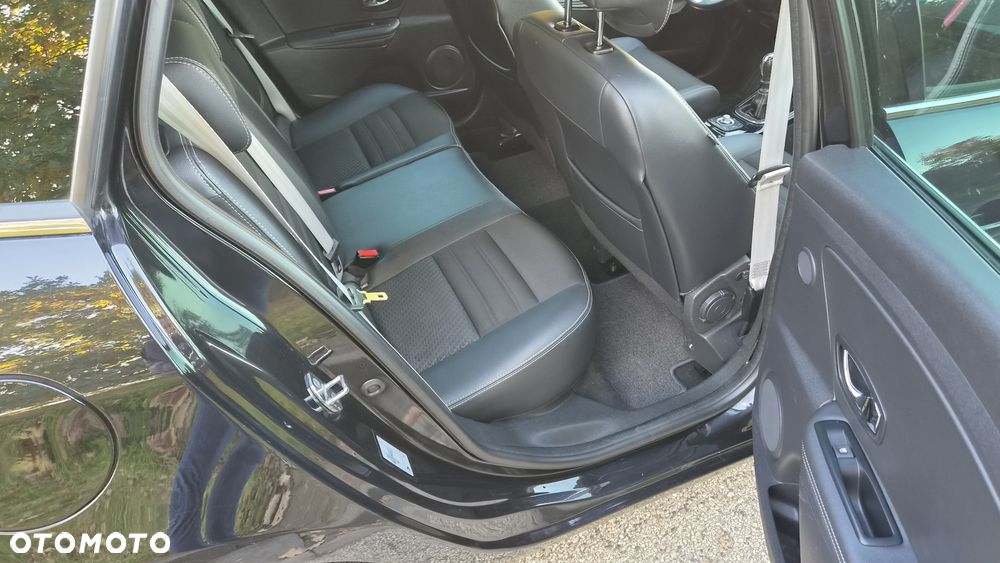 Renault Megane ENERGY TCe 115 Start & Stop Bose Edition - 22