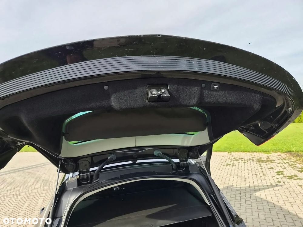 Opel Insignia - 32