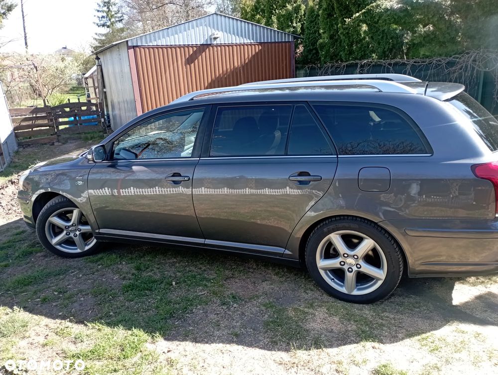 Toyota Avensis 2.2 D-4D Prestige - 6