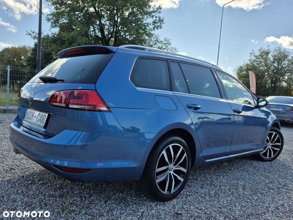 Volkswagen Golf - 2