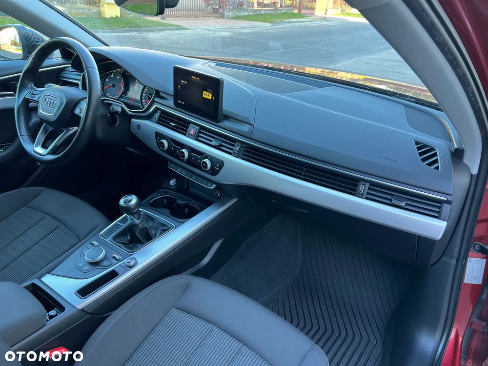 Audi A4 Avant - 27