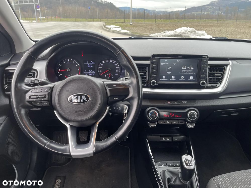 Kia Stonic 1.4 L - 13