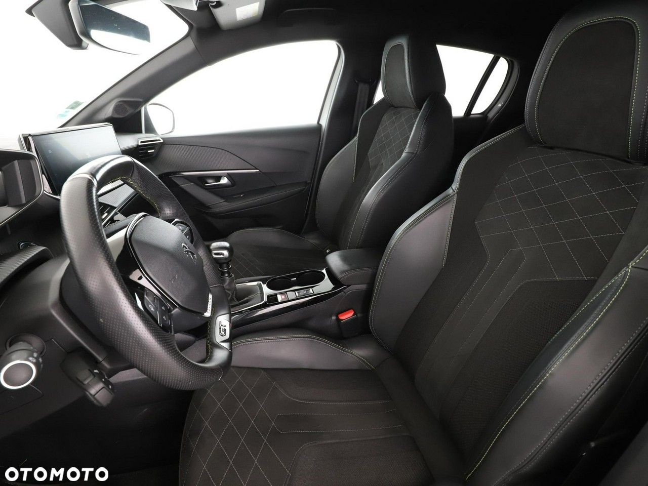 Peugeot 208 PureTech 100 GT Pack - 13