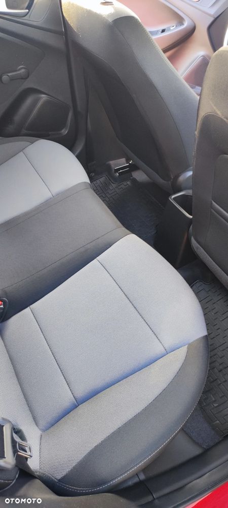 Hyundai i20 - 18