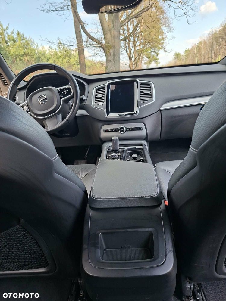 Volvo XC 90 B5 B AWD Momentum 7os - 9