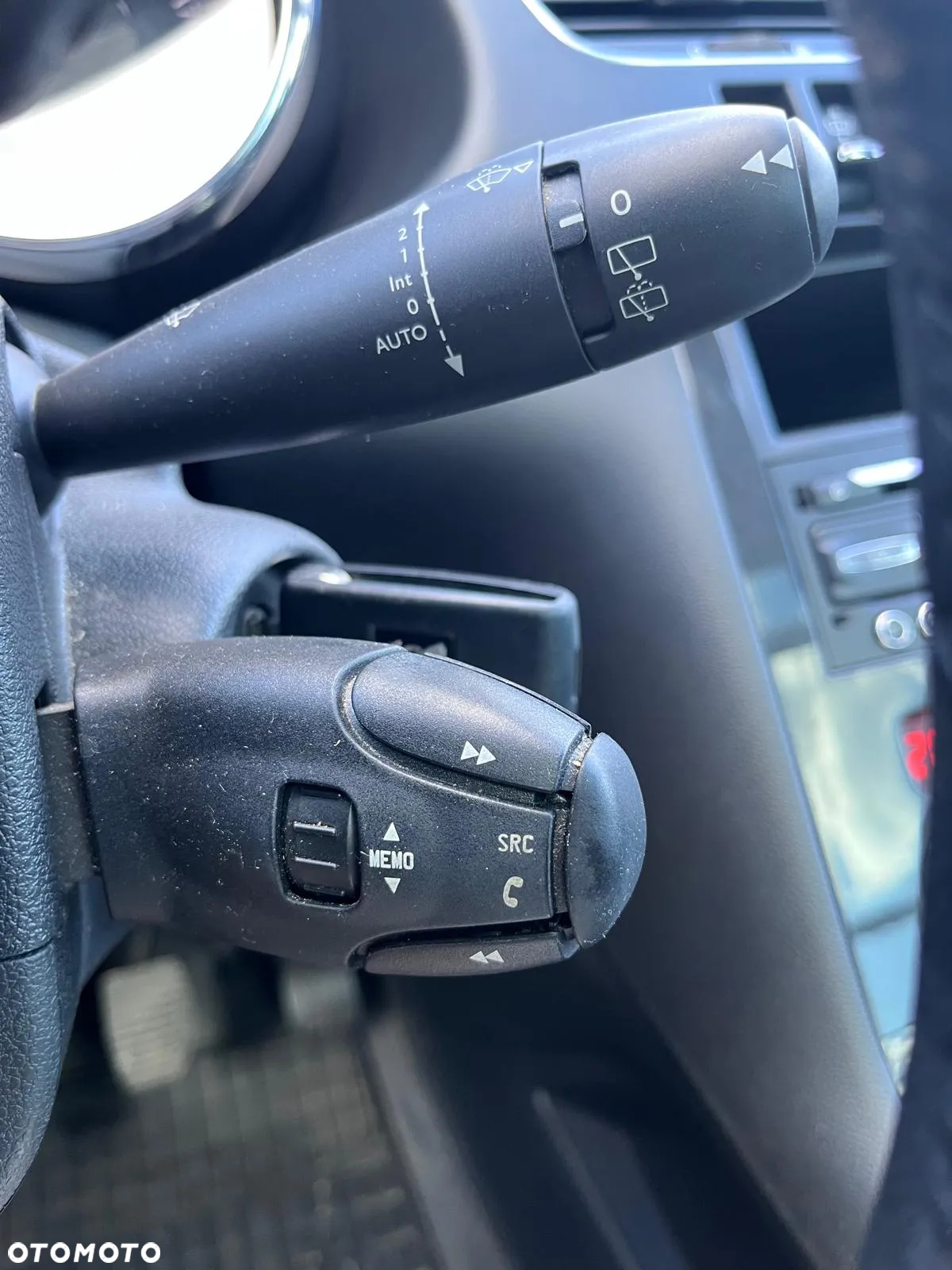 Peugeot 3008 1.2 PureTech Allure S&S - 22