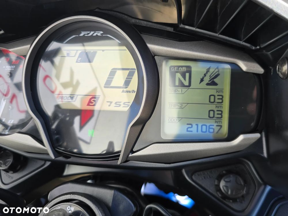 Yamaha FJR - 5