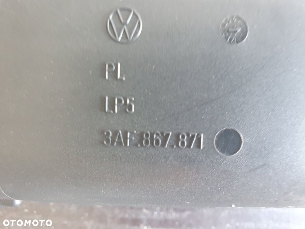 ROLETA BAGAŻNIKA VW PASSAT B7 KOMBI - 5