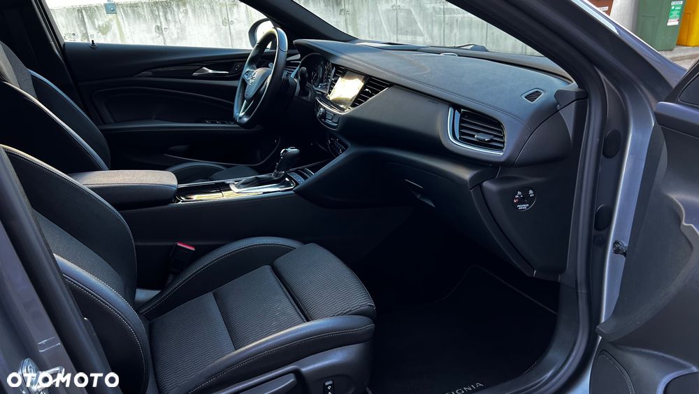 Opel Insignia - 34