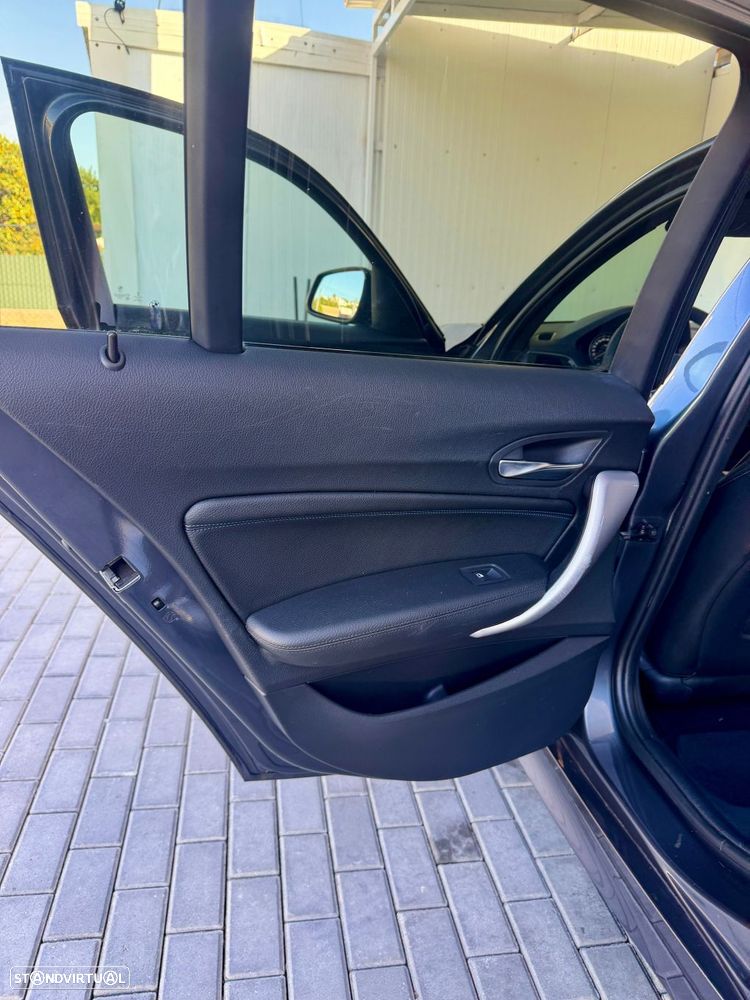 BMW 118 i Pack M Auto - 20