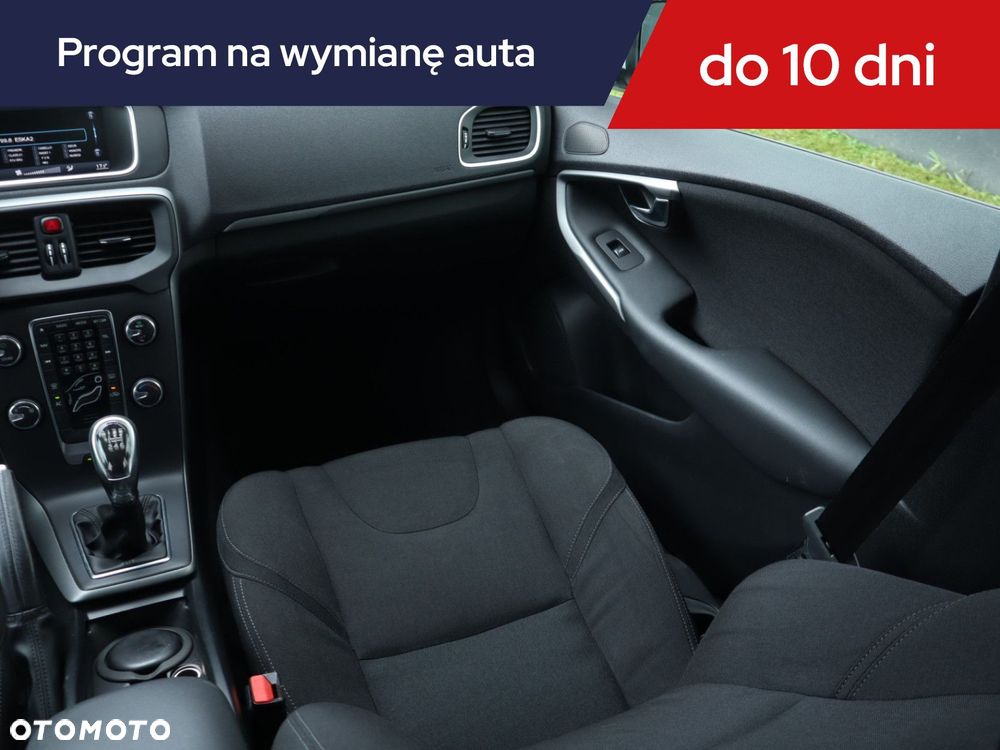 Volvo V40 - 10