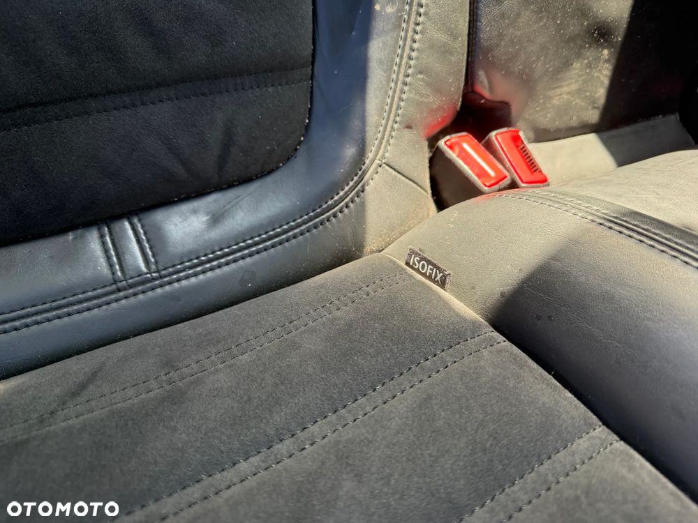 Volkswagen Passat 2.0 TDI DPF DSG Highline - 6