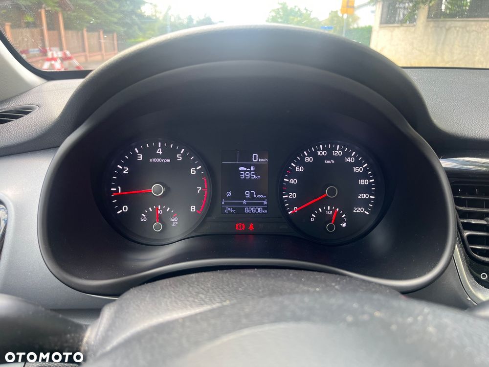 Kia Stonic 1.4 L - 16