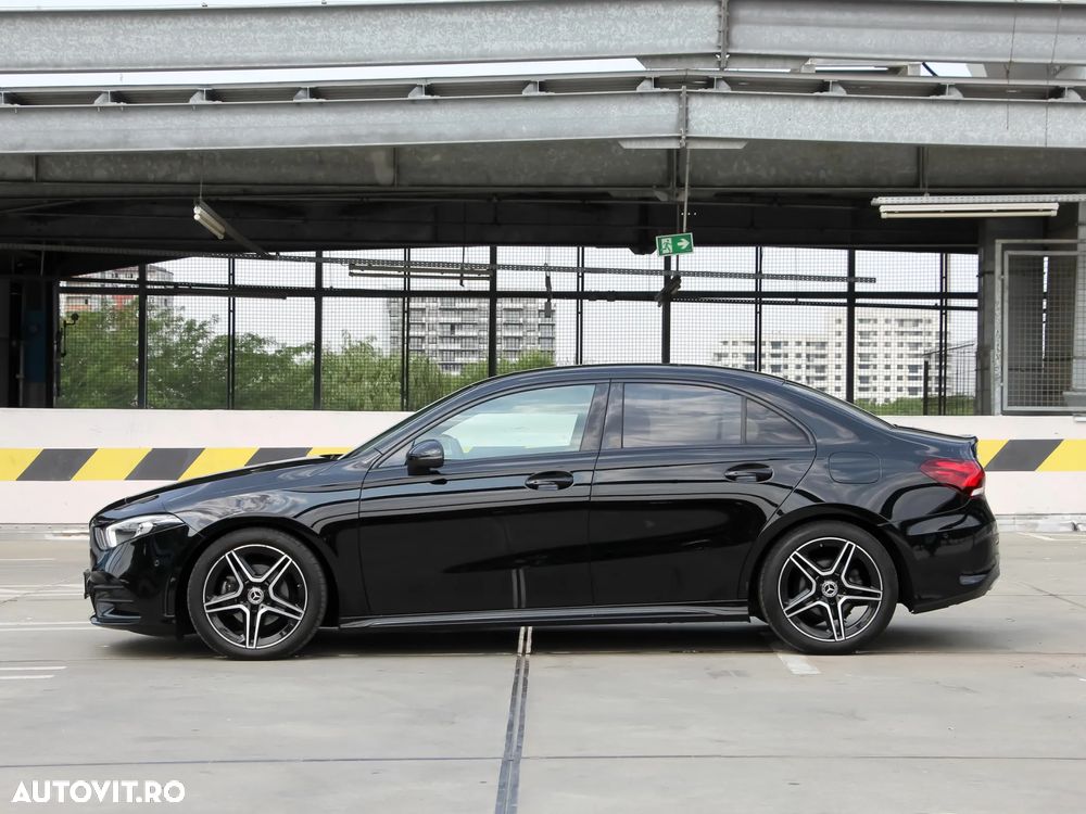 Mercedes-Benz A 180 d 7G-DCT AMG Line - 3