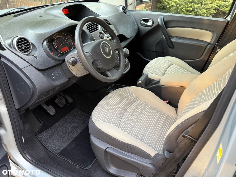 Renault Kangoo 1.6 16V 105 Happy Family - 33