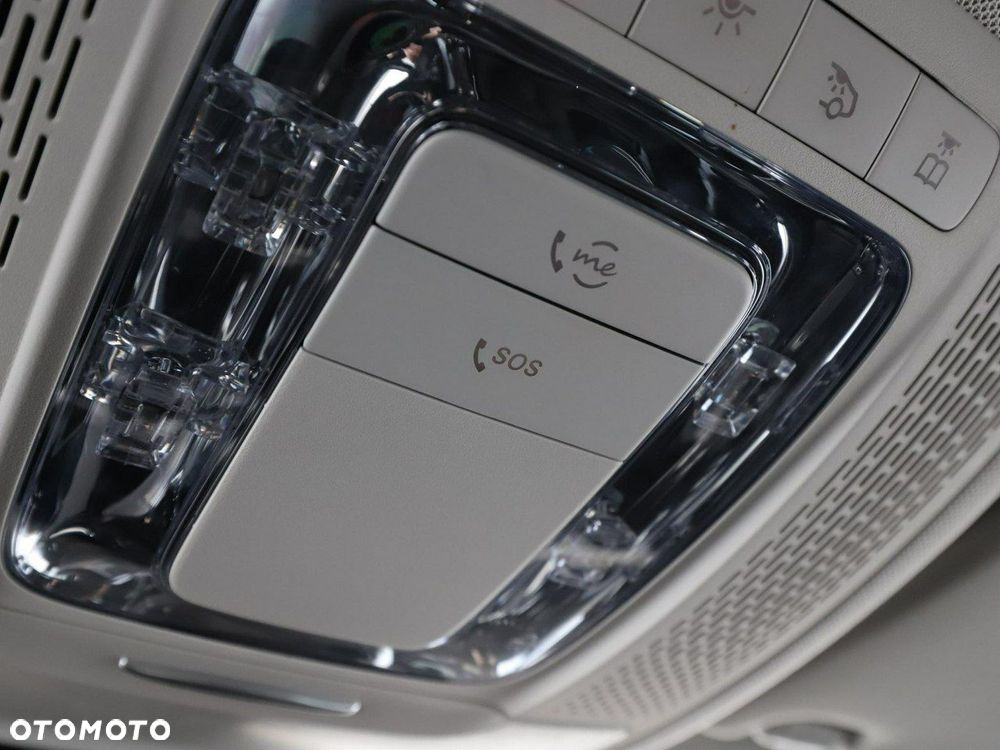 Mercedes-Benz GLB 200 d Progressive 8G-DCT - 37