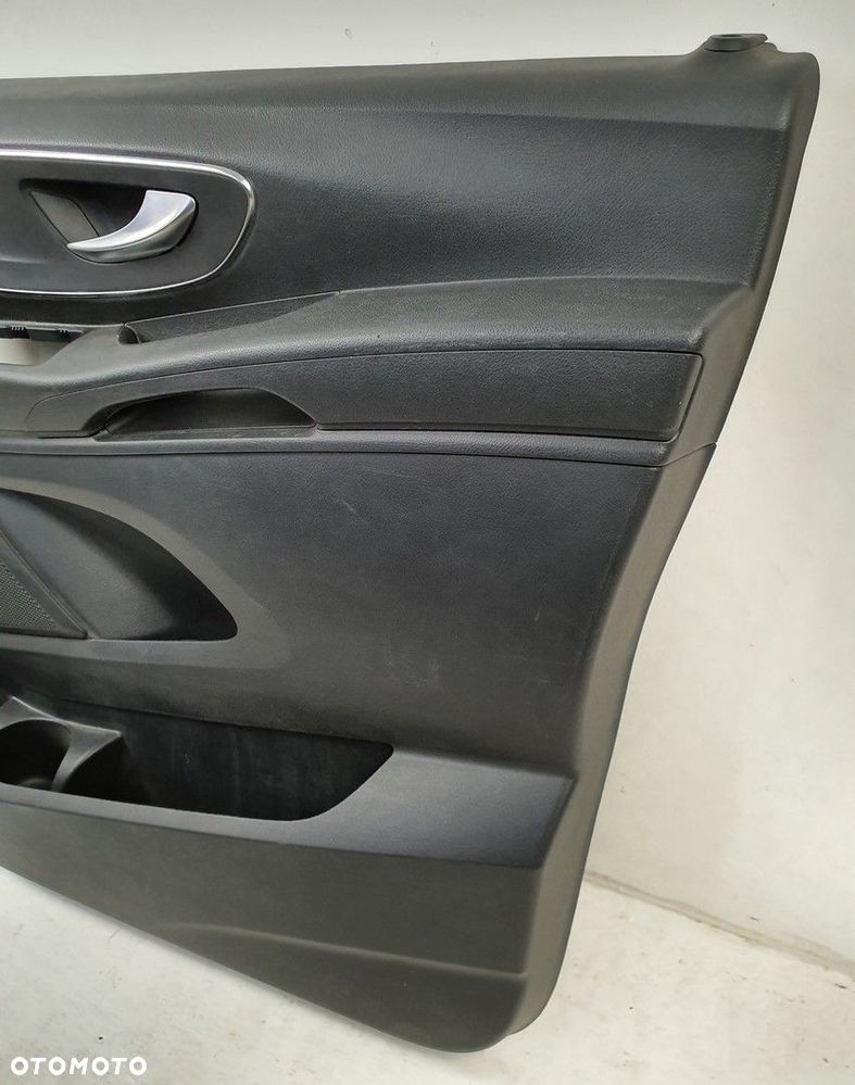 TAPICERA BOCZEK DRZWI PRAWY PRZÓD MERCEDES W447 EU - 4