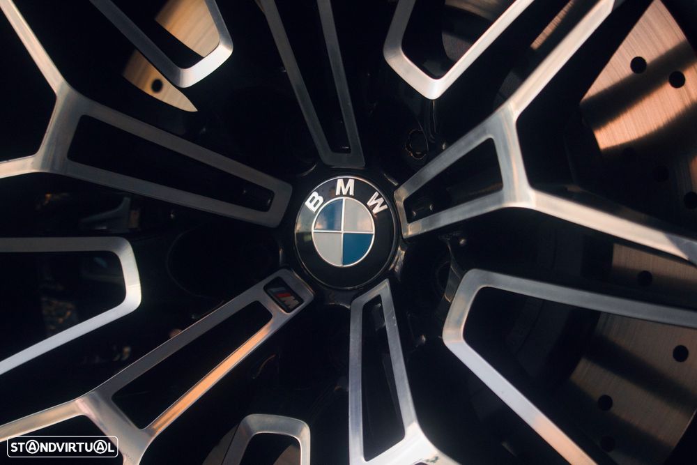 BMW M4 Competition M xDrive - 12