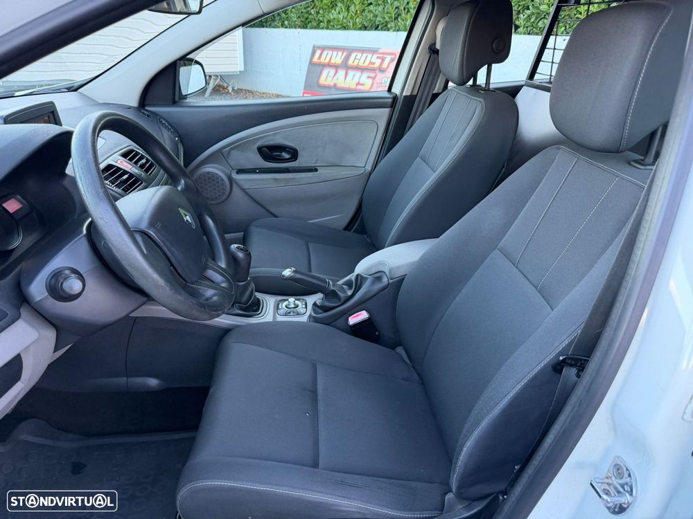 Renault Megane 1.5 dCi Confort - 6