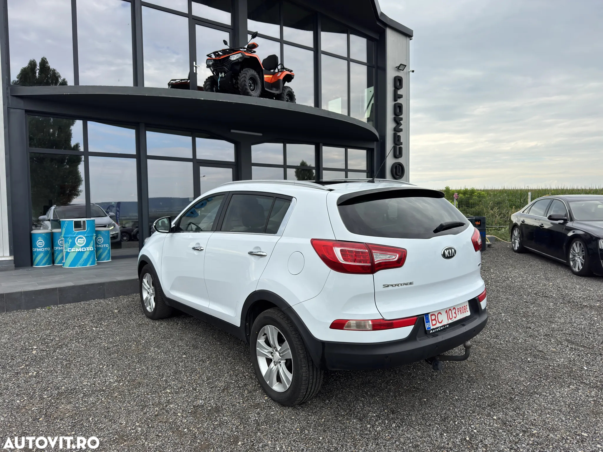 Kia Sportage 2.0 CRDI 2WD Spirit - 10