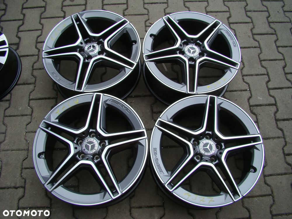 a377 Mercedes AMG GLA H247 GLB X247 CLA C117 EQA H243 EQB X243 7,5jx19 TPMS - 1