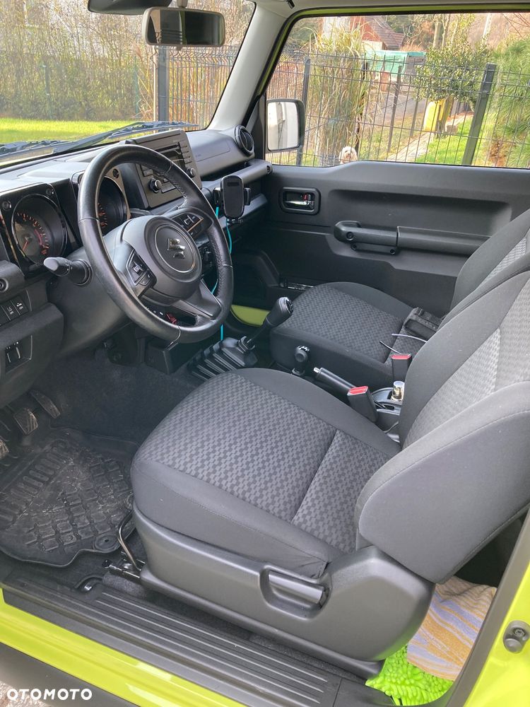 Suzuki Jimny 1.5 Premium - 11