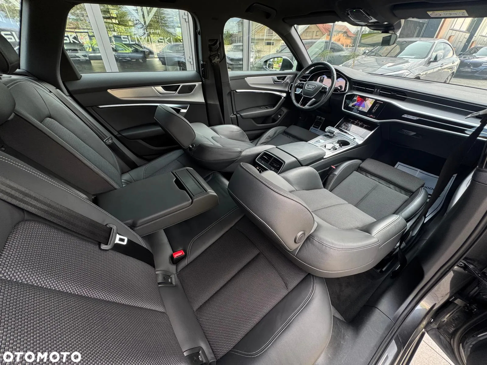 Audi A6 Avant 40 TDI quattro S tronic S line - 17