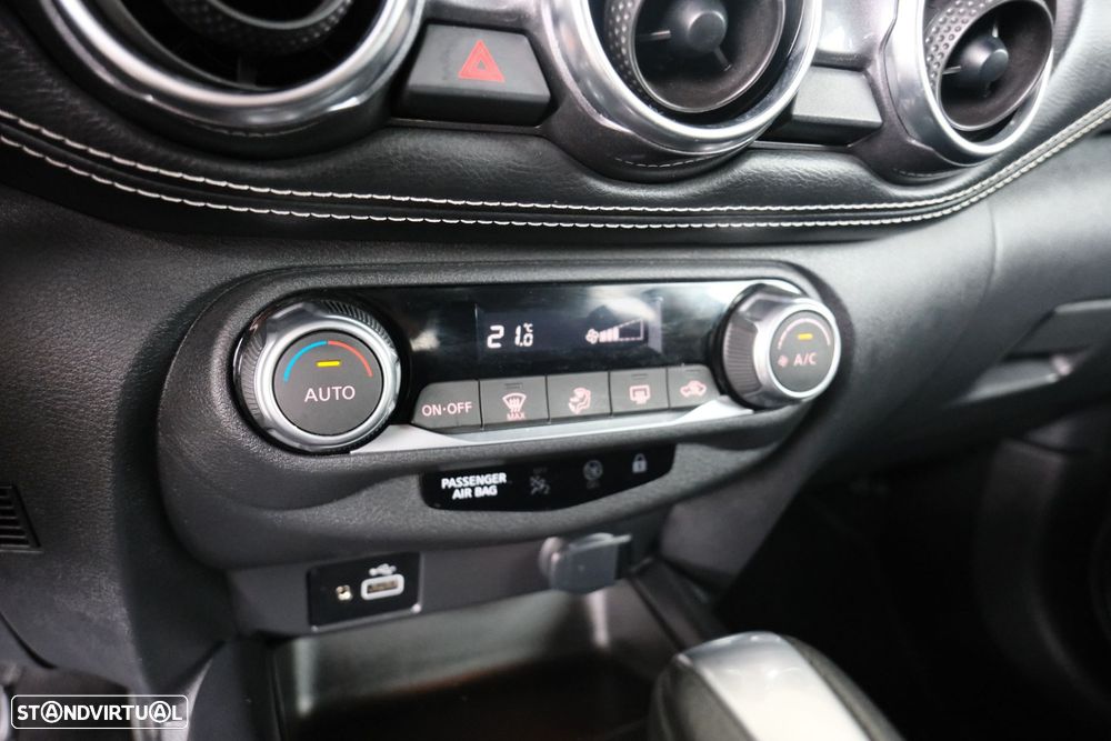 Nissan Juke 1.0 DIG-T N-Connecta DCT - 19