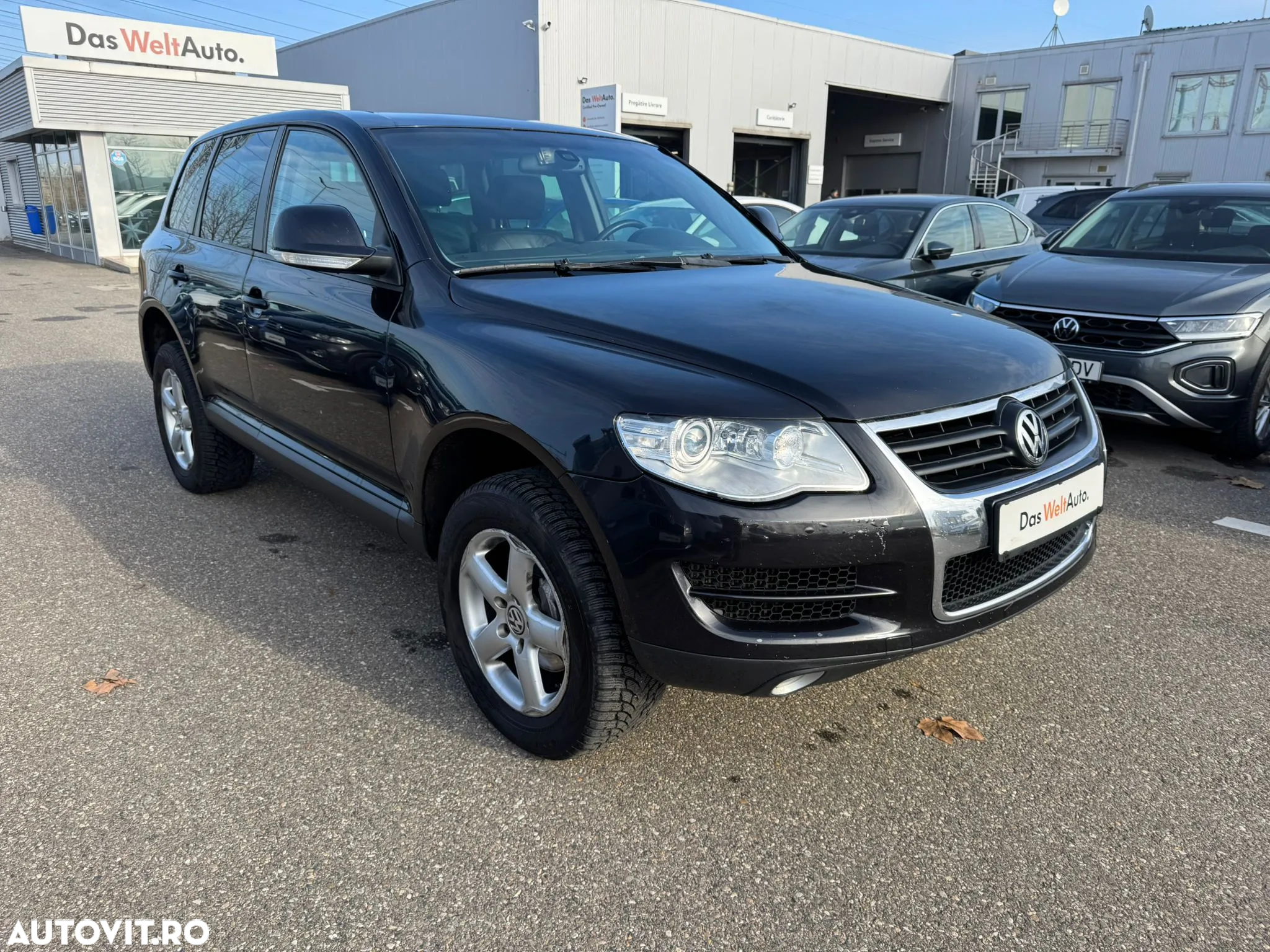 Volkswagen Touareg - 2