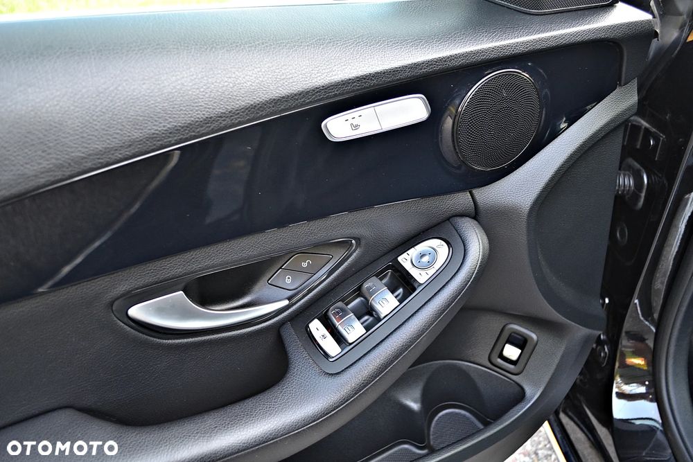 Mercedes-Benz Klasa C 220 d 9G-TRONIC Exclusive - 25