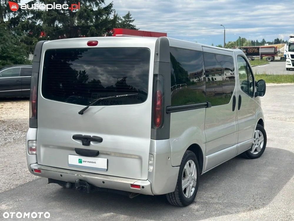 Opel Vivaro 2006