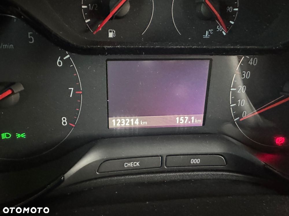 Toyota Auris ver-1-8-vvt--i-hybrid-automatik-touring-sports-comfort - 19