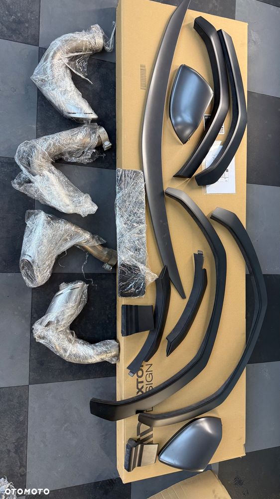 Lamborghini urus błotniki zderzak listwy wydech - 4