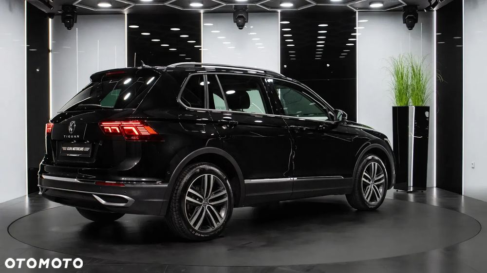 Volkswagen Tiguan 2.0 TSI 4Mot Elegance DSG - 5