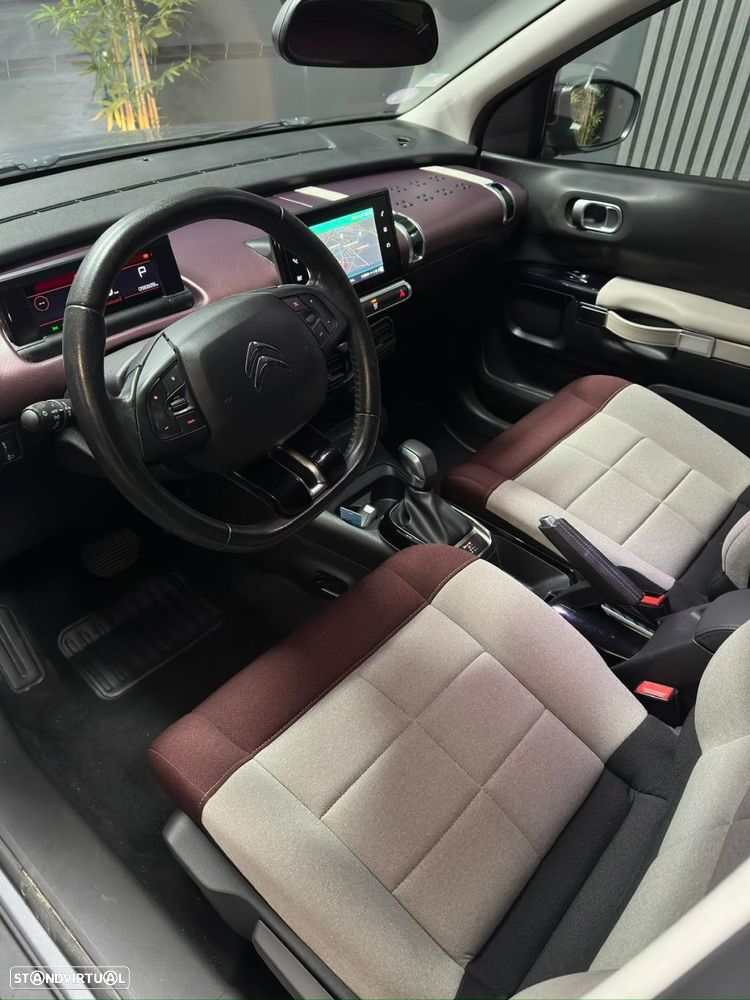 Citroën C4 Cactus 1.2 PureTech Shine EAT6 - 8