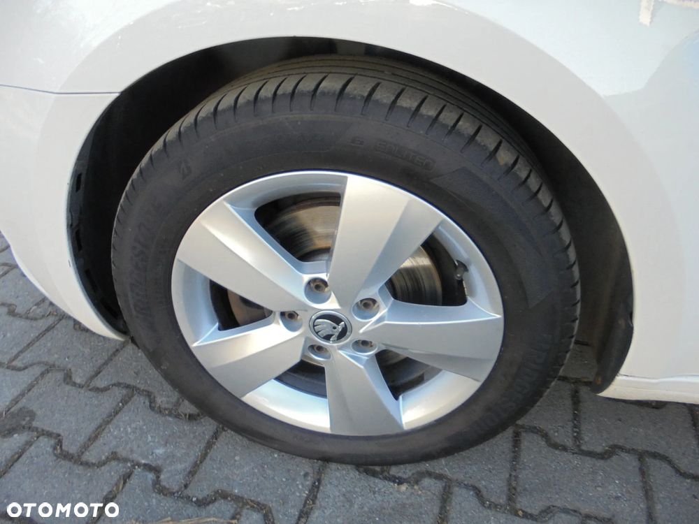 Skoda Octavia 2.0 TDI DSG Ambition - 27