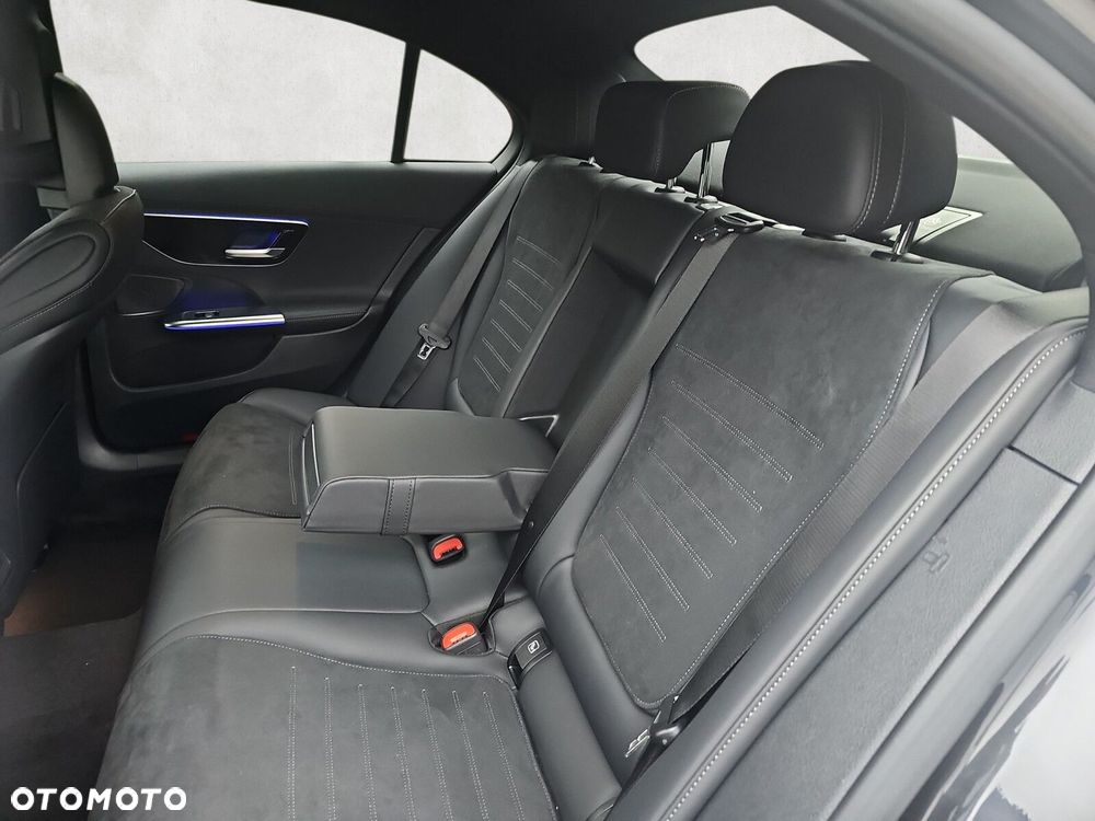 Mercedes-Benz Klasa C - 12